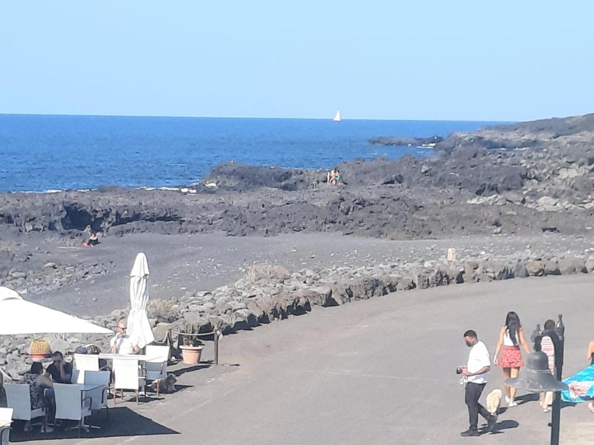 Esencia Lanzarote Bed & Breakfast ไยซา ภายนอก รูปภาพ